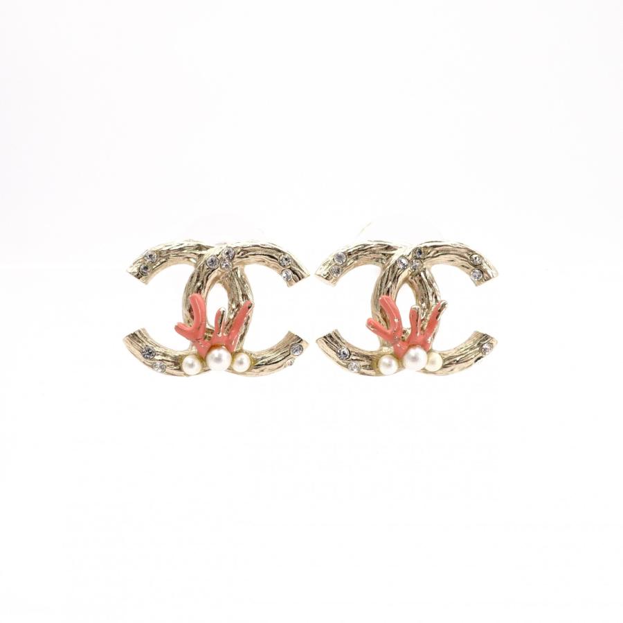 CHANEL（シャネル） ピアス メタル フェイクパール ゴールド CCマーク 