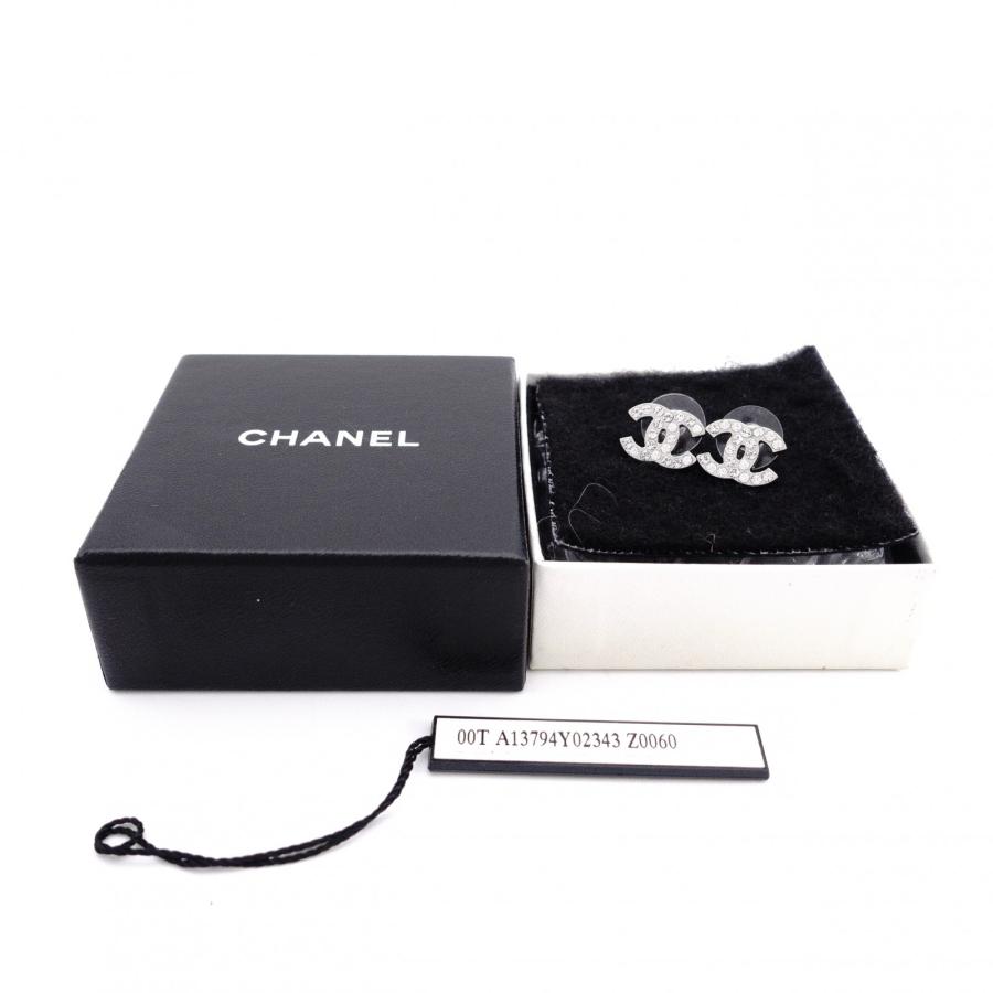 CHANEL（シャネル） ピアス メタル ラインストーン シルバー CCロゴ 箱 