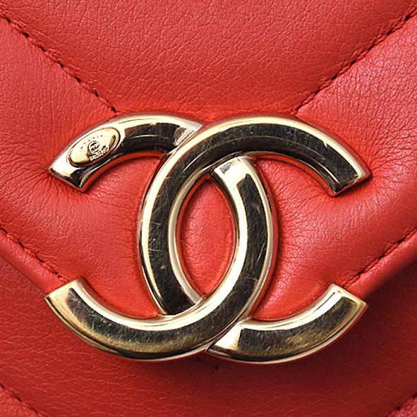 CHANEL（シャネル） バッグ レディース シェブロン Vステッチ ココ