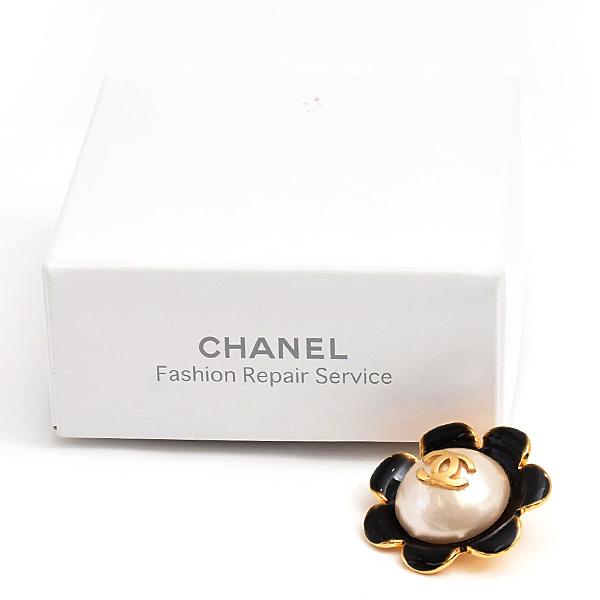 CHANEL（シャネル） ブローチ レディース フラワーモチーフ フェイク