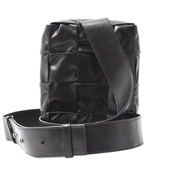 BOTTEGA VENETA（ボッテガ・ヴェネタ） バッグ メンズ カセット