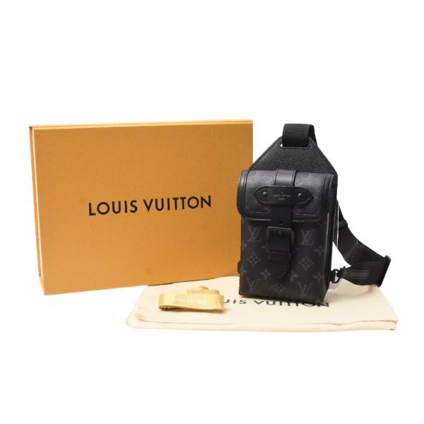 LOUIS VUITTON（ルイ・ヴィトン） ソミュール スリングバッグ