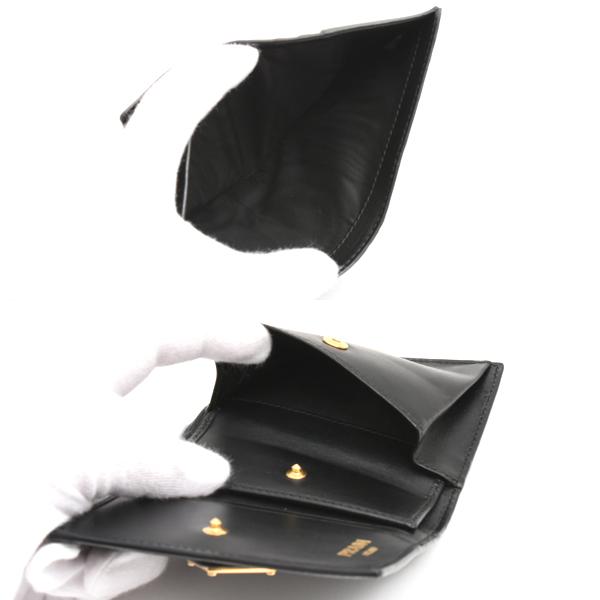 ほぼ未使用PRADA☆鑑定済☆サフィアーノ 1MV204 ブラック プラダ財布 PRADA（プラダ） 財布 ユニセックス 二つ折り コンパクト財布