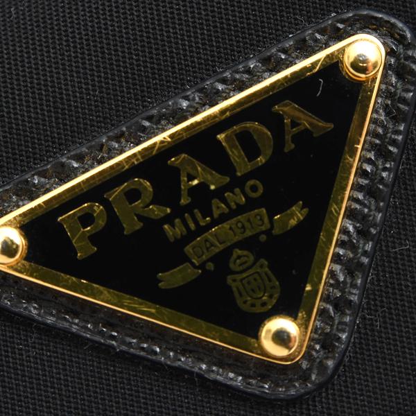 PRADA（プラダ） キーケース メンズ 三角プレートロゴ 6連キーケース