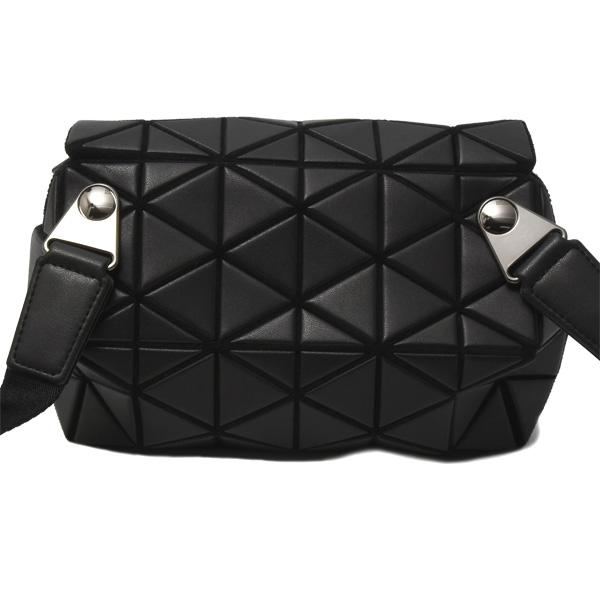 ISSEY MIYAKE（イッセイミヤケ） バッグ バオバオ ショルダーバッグ