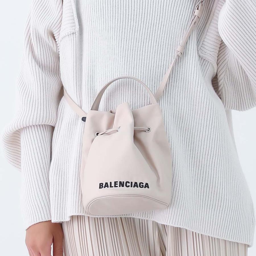 BALENCIAGA（バレンシアガ） 656682 H854N 9660 バケットバッグ