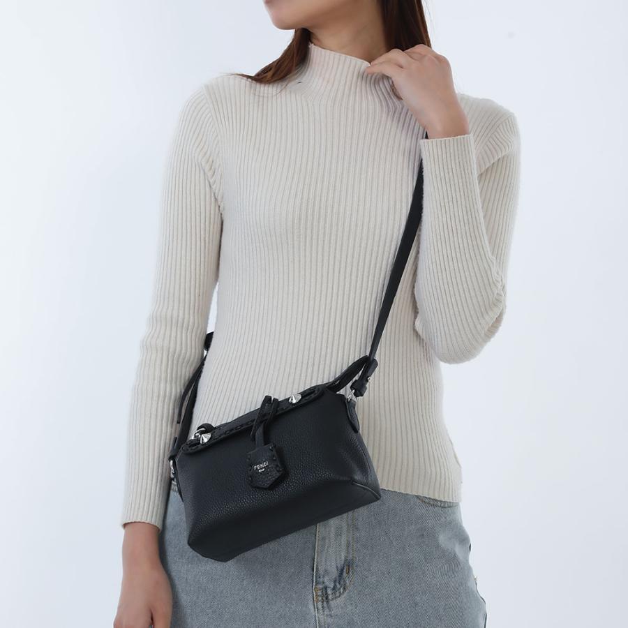 FENDI ショルダー org.jpg