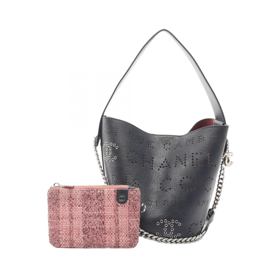 CHANEL（シャネル） パンチングロゴ ココマーク ブランドオフ レザー