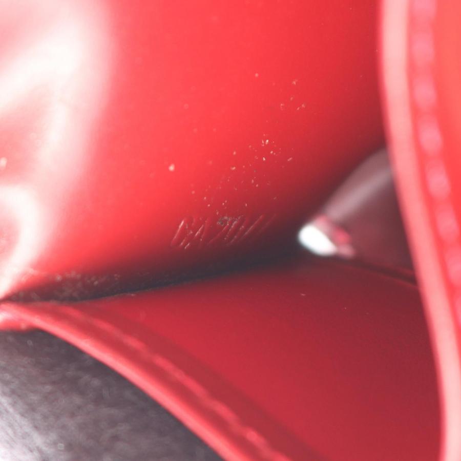 LOUIS VUITTON（ルイ・ヴィトン） ミュルティクレ4 モノグラムヴェルニ