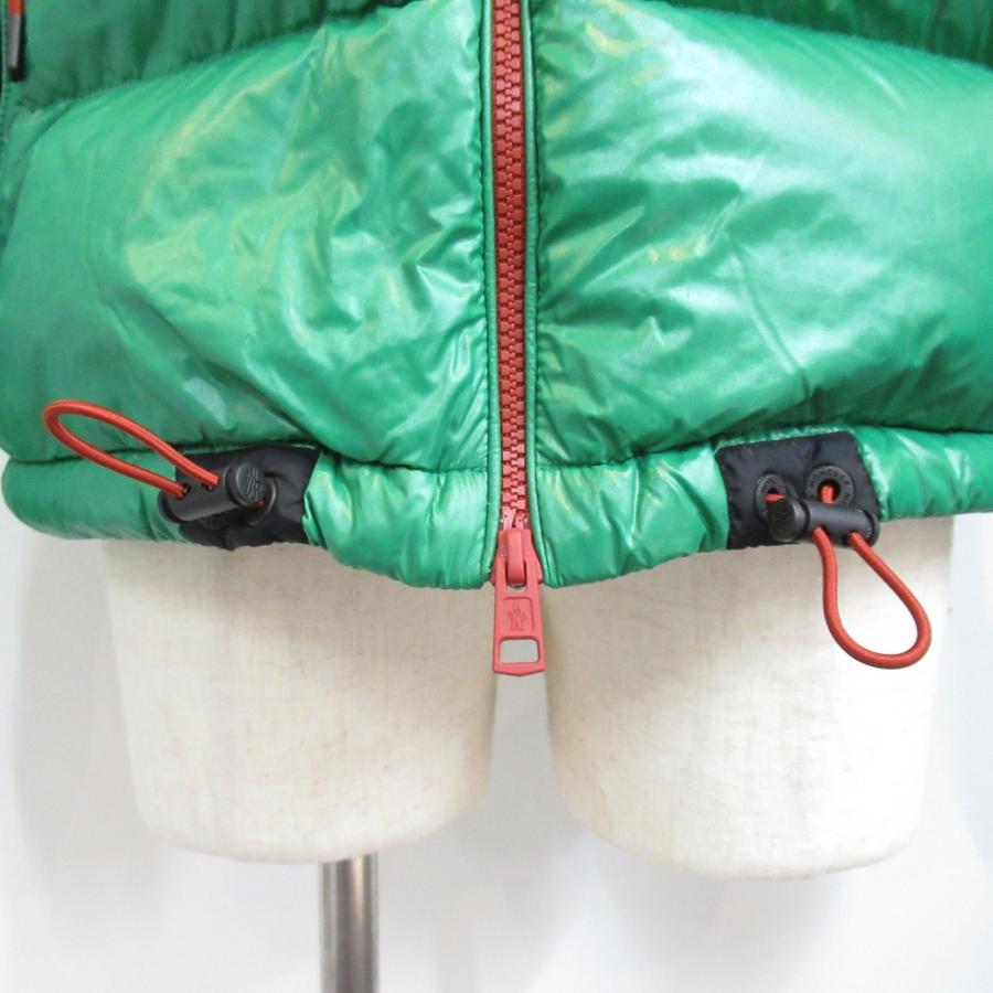 MONCLER モンクレール ダウンジャケット グリーン系 ナイロン MONCLER モンクレール ダウンジャケット グリーン系 ナイロン