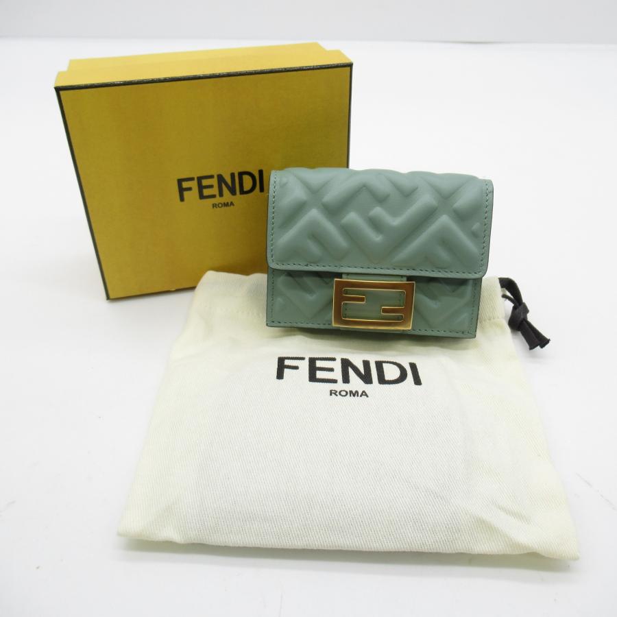 FENDI フェンディ 三つ折り財布 グリーン系 レザー レディース FENDI フェンディ 三つ折り財布 グリーン系 レザー レディース