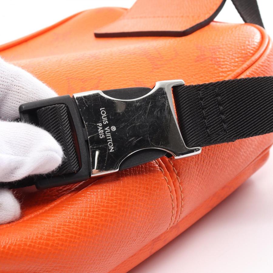 LOUIS VUITTON ルイ・ヴィトン バムバッグ アウトドア ブランド LOUIS VUITTON ルイ・ヴィトン バムバッグ アウトドア ブランド