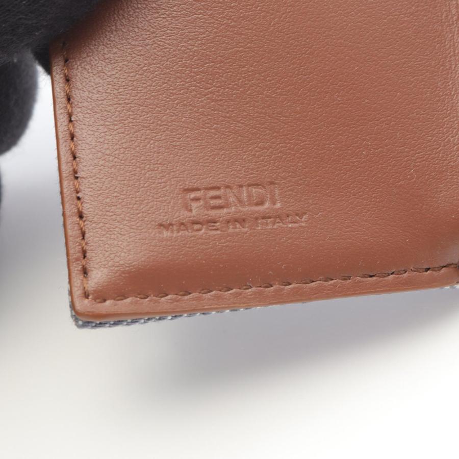 爆買 フェンディ バゲット ズッカ ブランドオフ FENDI キャンバス 三つ折り財布 ジャガード レディースの画像