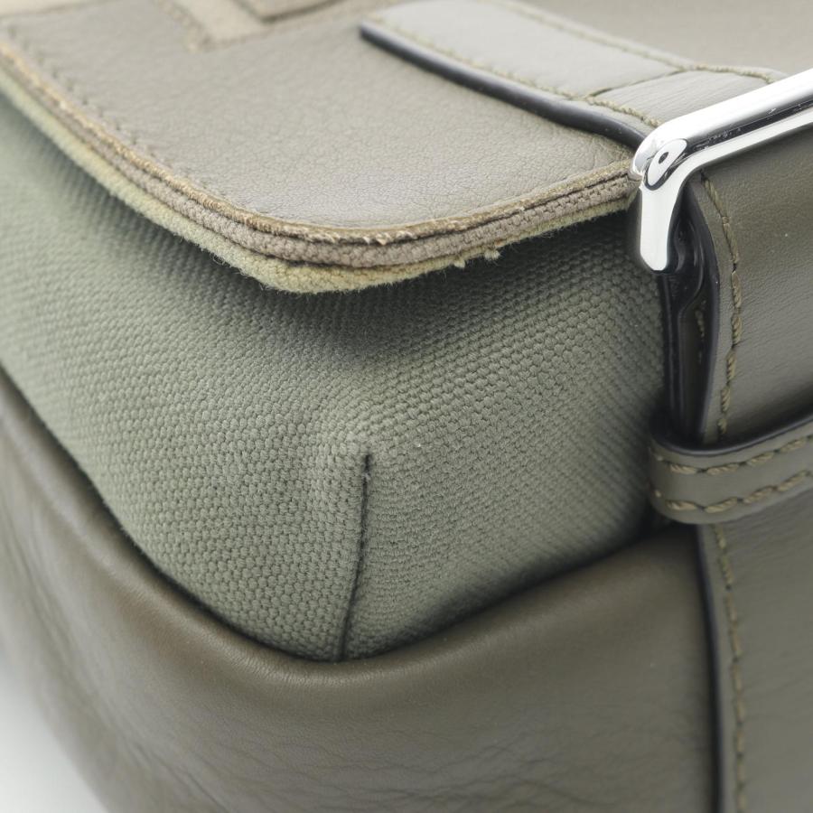 LOEWE（ロエベ） MILITARY MESSENGER SIGNAT ミリタリー