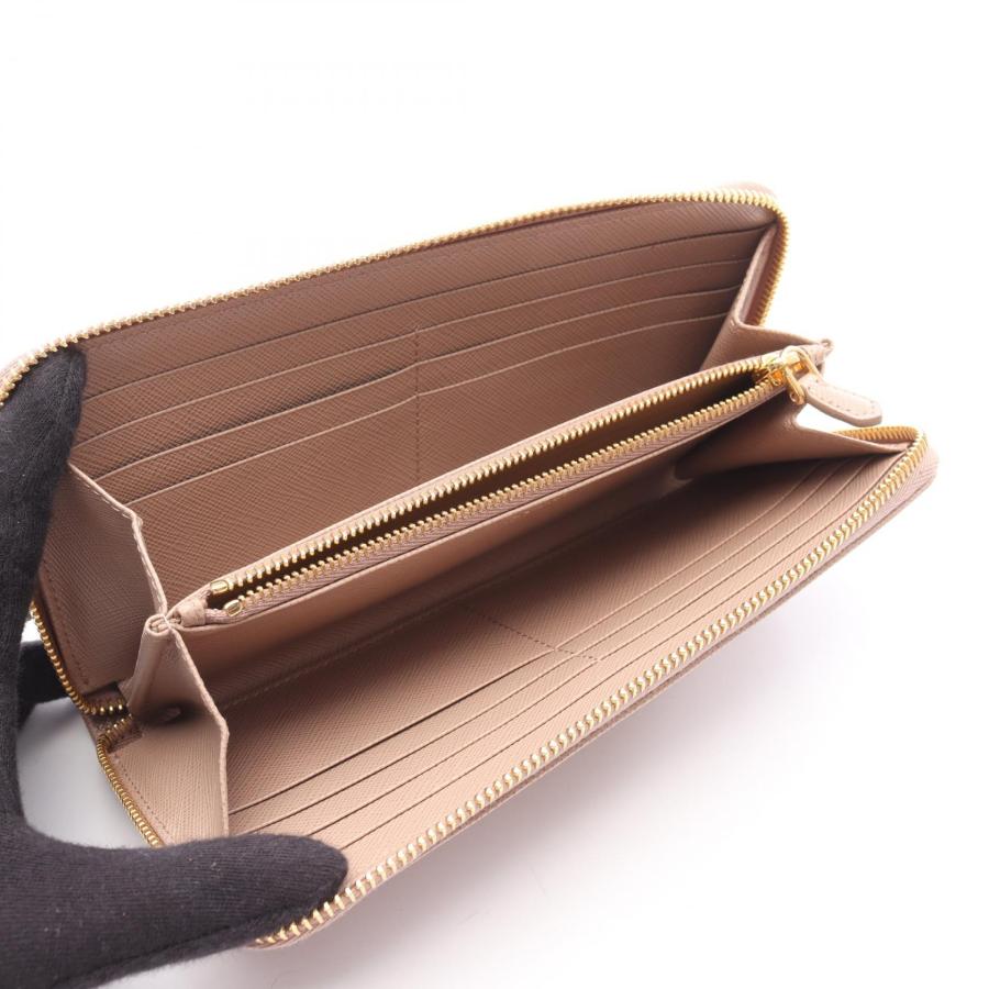 PRADA（プラダ） SAFFIANO TRIANG ブランドオフ サフィアーノレザー