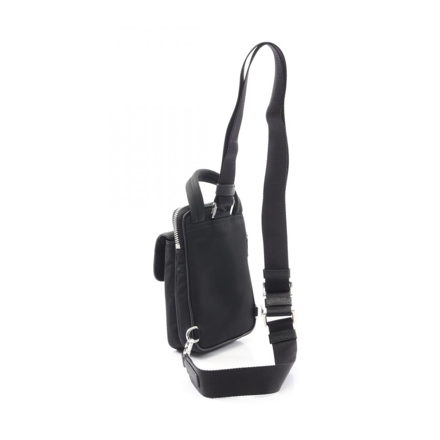 未使用品！PRADA Re-Nylon スマートフォンケース PRADA（プラダ） 爆買 Re-Nylon スマートフォンケース ブランドオフ