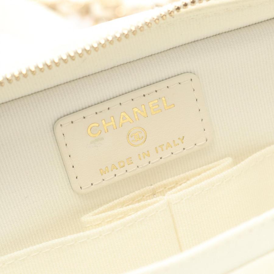 CHANEL シャネル シャネル19 マトラッセ ブランドオフ レザー