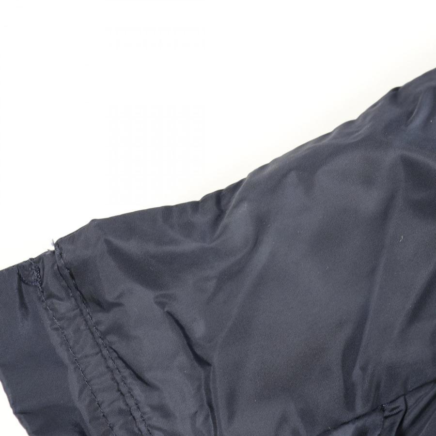 PRADA（プラダ） 爆買 Re-Nylon ライト レインジャケット ブランドオフ
