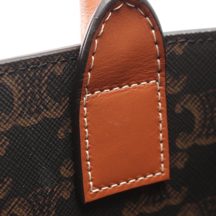 CELINE（セリーヌ） スモール バーティカル カバ トリオンフ ブランド