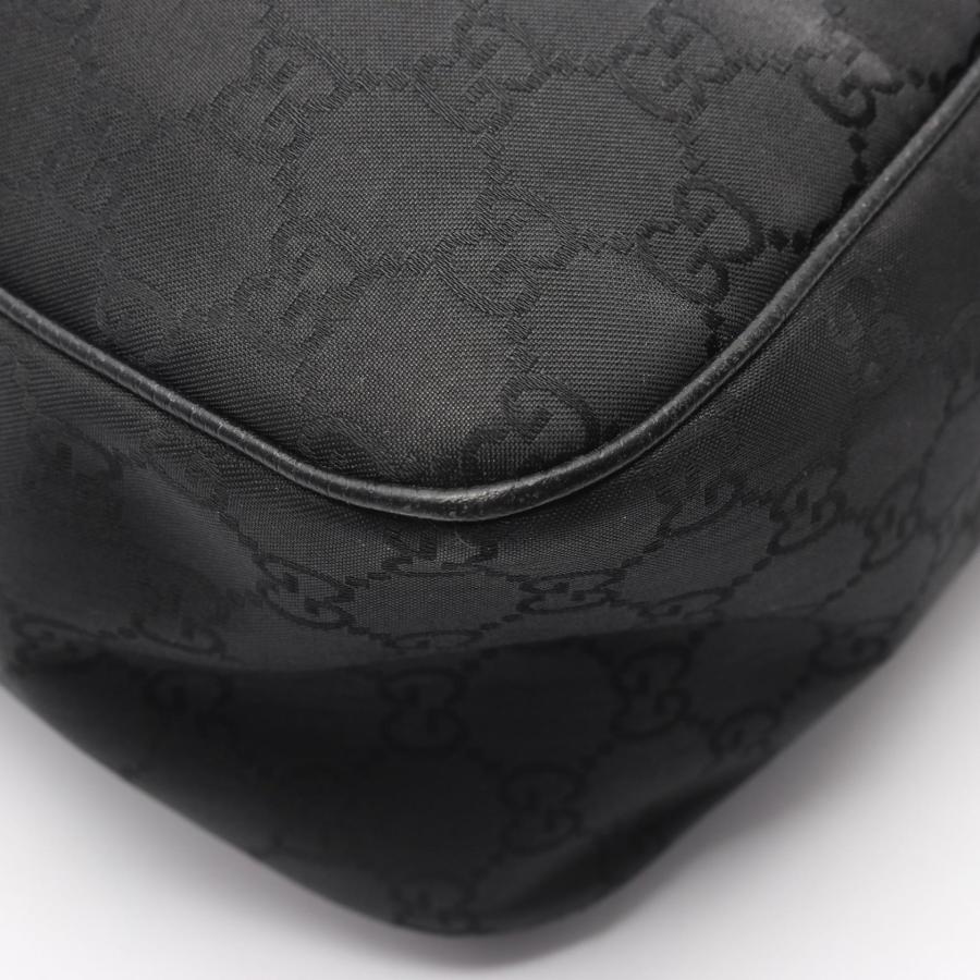 使用感有り・GUCCI ショルダーバッグ ナイロン ブラック 0000602 レディース GUCCI（グッチ） GGナイロン ブランドオフ ナイロン ショルダーバッグ
