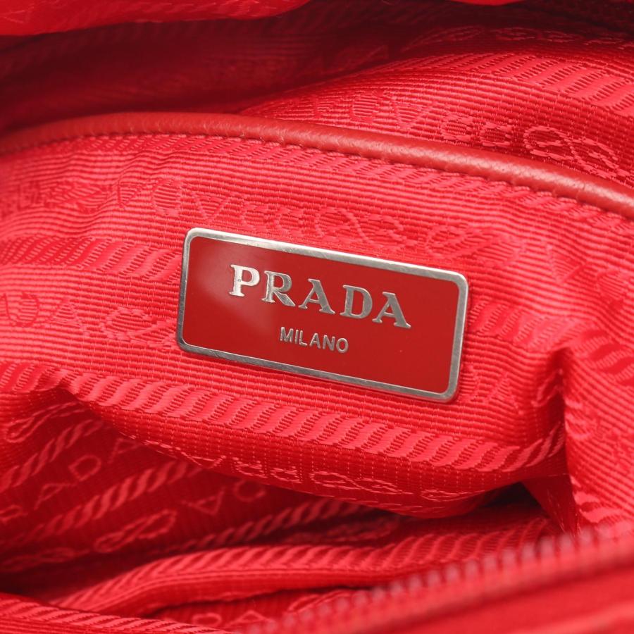 PRADA（プラダ） 三角プレート ブランドオフ ナイロン ショルダー