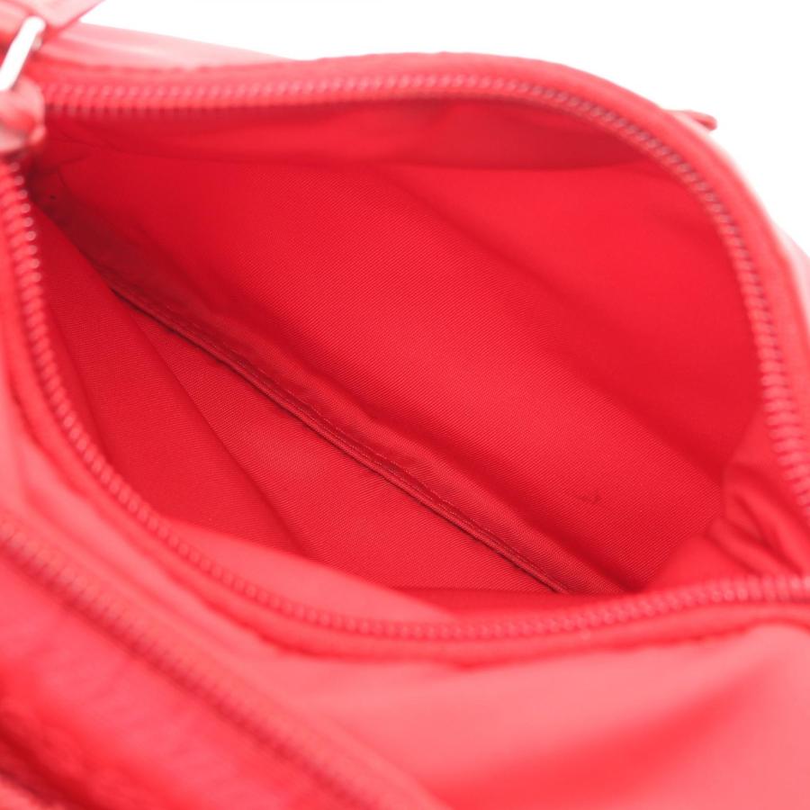 PRADA ショルダーバッグ サコッシュ 斜め掛け 三角プレート ナイロン 赤 PRADA（プラダ） 三角プレート ブランドオフ ナイロン ショルダー