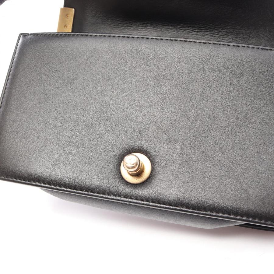 CHANEL（シャネル） ボーイシャネル スモール シェブロン Vステッチ