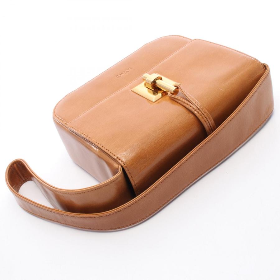 LOEWE ロエベ レザー ショルダーバッグ ベージュ 本革 肩掛け A4対応 LOEWE（ロエベ） 爆買 ショルダーバッグ ブランドオフ レザー