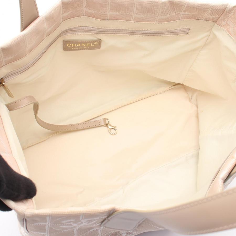 CHANEL（シャネル） 爆買 ニュートラベルラインMM ブランドオフ レザー