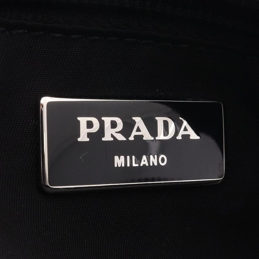 PRADA（プラダ） 爆買 トライアングルロゴ スタッズ ブランドオフ