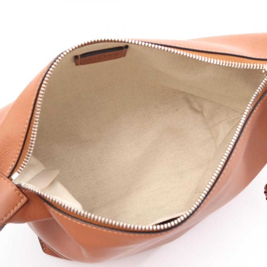 LOEWE（ロエベ） キュービィ スモール ブランドオフ レザー ショルダー