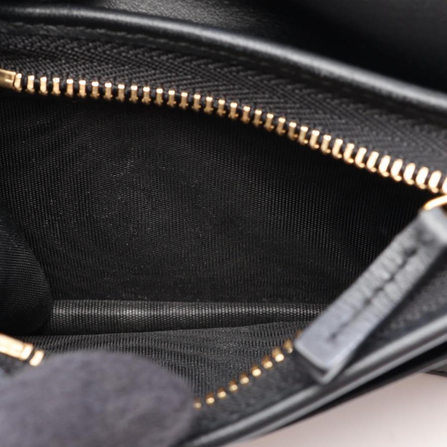 GUCCI（グッチ） GGスプリーム ビー ブランドオフ レザー 二つ折り財布