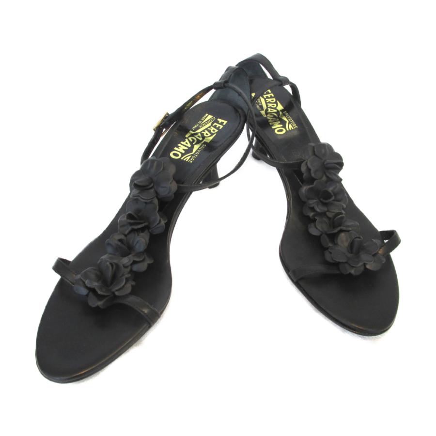 Salvatore Ferragamo サルヴァトーレフェラガモ サンダル ブラック系  