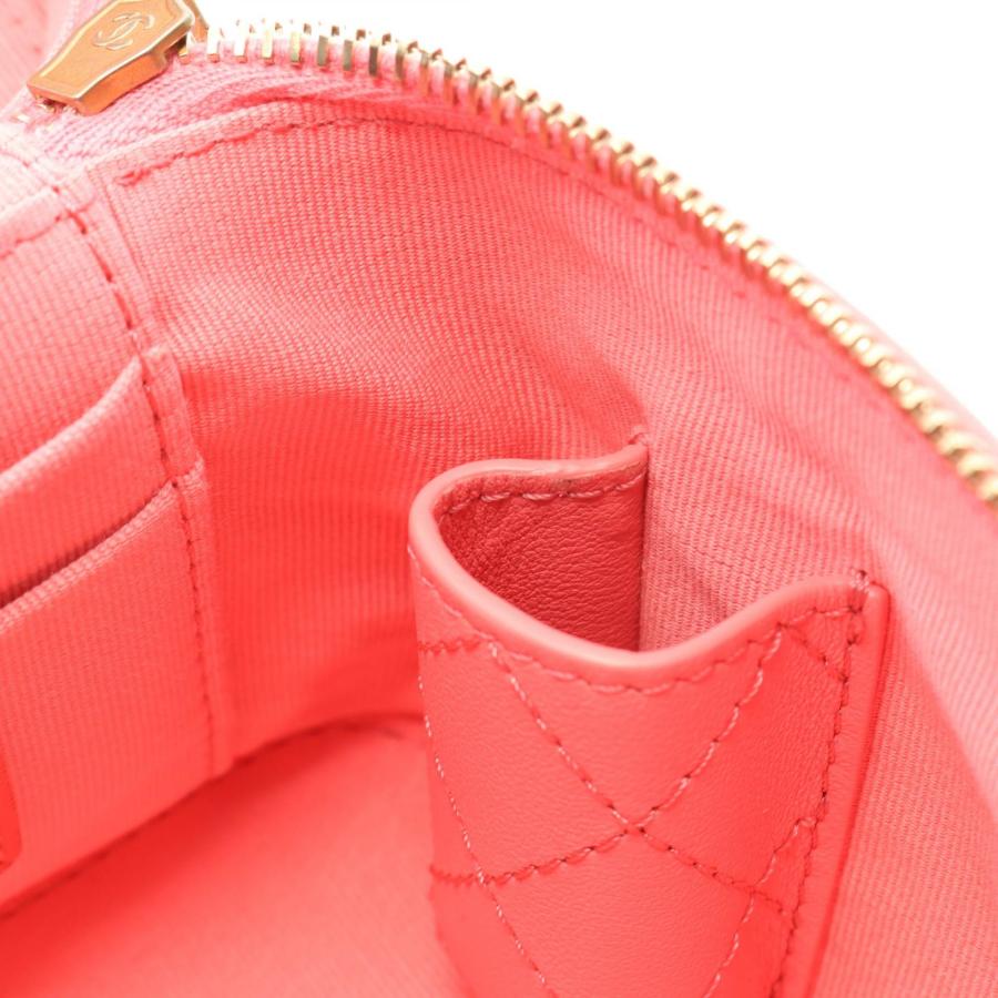 シャネル CHANEL マトラッセ ドローストリング ショルダーバッグ バッグ ラムスキン（羊革） レディース グリーン系 【中古】 CHANEL - シャネル CHANEL ミニマトラッセ ショルダーバッグ バッグ