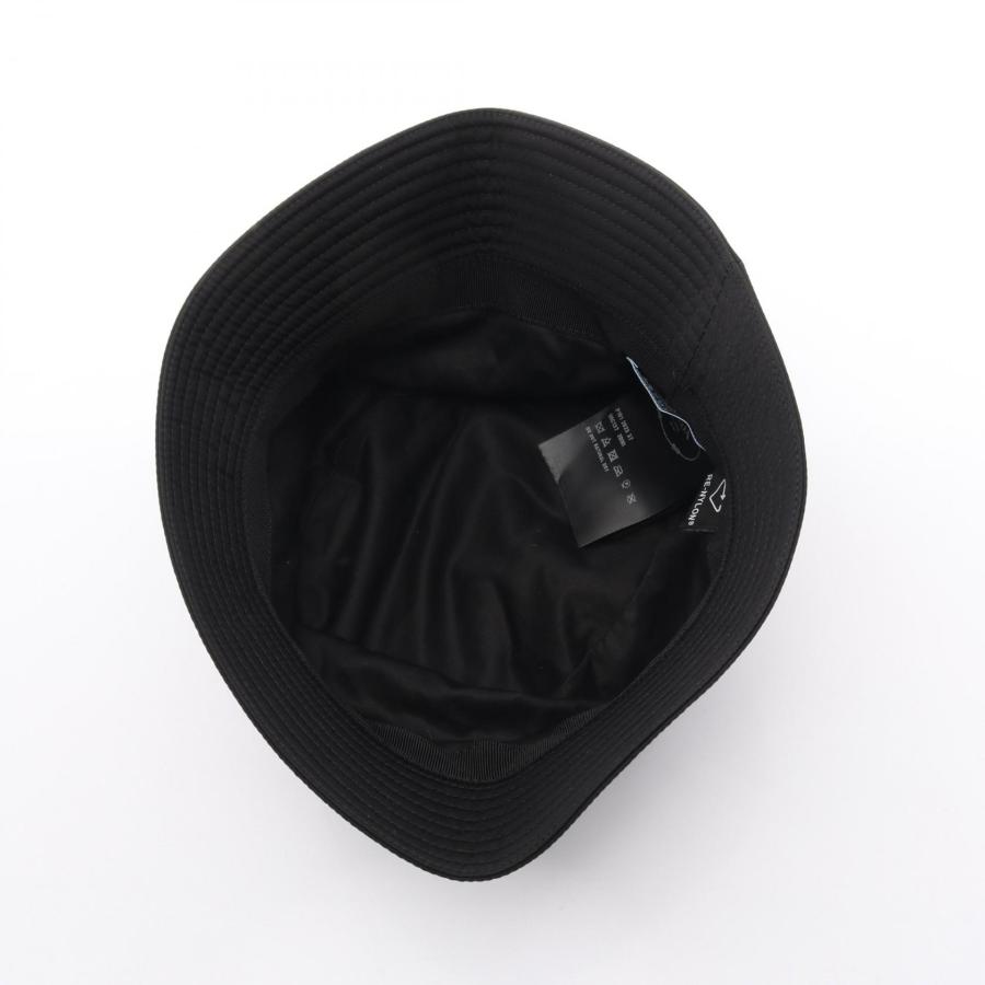 PRADA（プラダ） Re-Nylon トライアングルロゴ バケット ブランドオフ