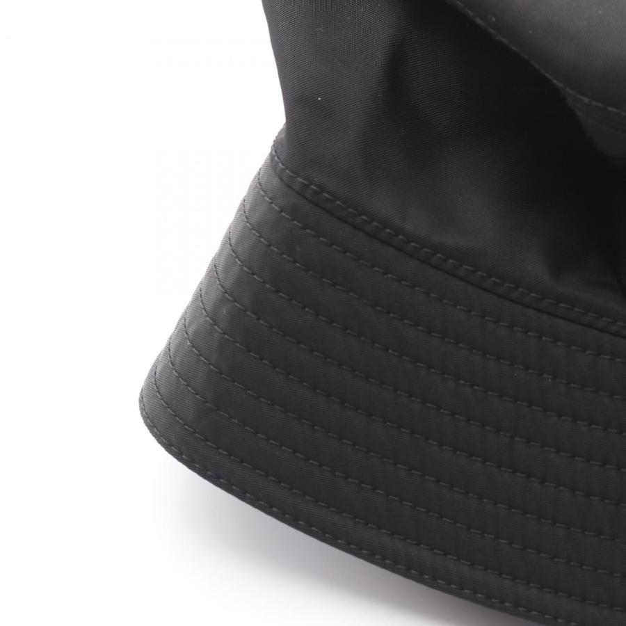 PRADA（プラダ） Re-Nylon トライアングルロゴ バケット ブランドオフ