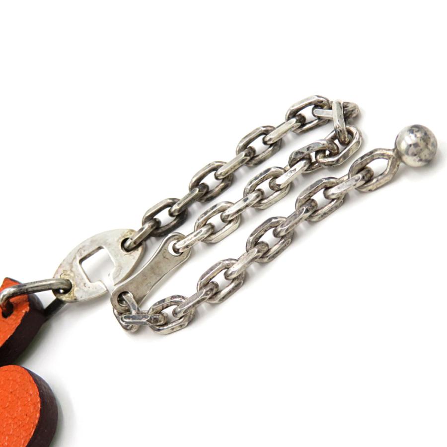 HERMES エルメス キーホルダー クローバー チャーム グリーン系 HERMES エルメス キーホルダー クローバー チャーム グリーン系