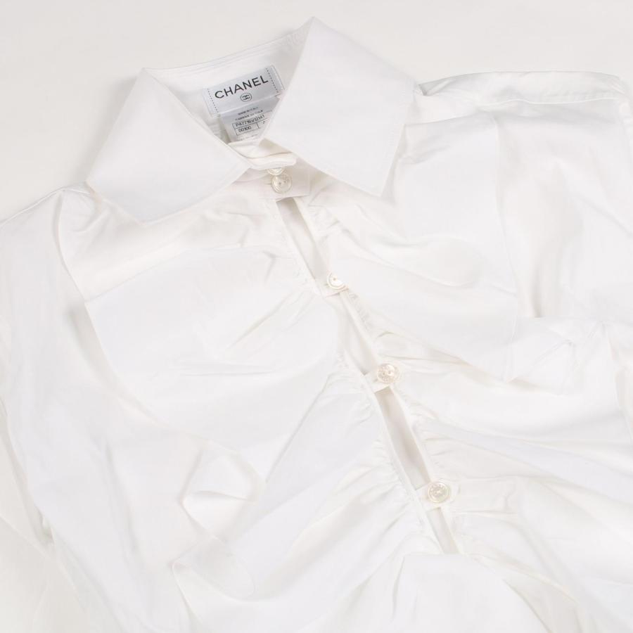 CHANEL フリルネック 半袖ブラウス ホワイト CHANEL（シャネル） シャツ フリル ブランドオフ コットン ブラウス