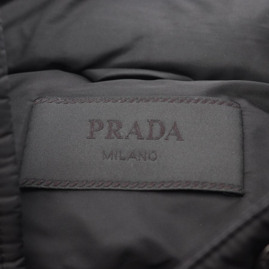 PRADA（プラダ） 三角ロゴ トライアングルプレート フード付き