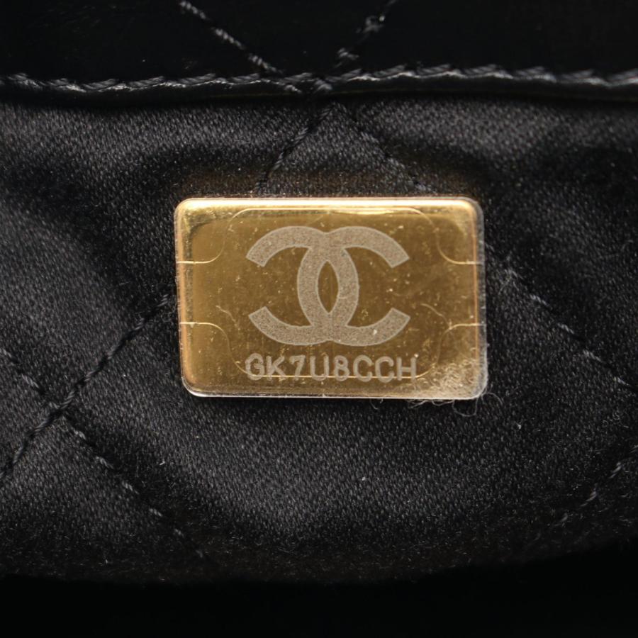 CHANEL シャネル 22 ラージ ブランドオフ レザー リュックサック CHANEL シャネル 22 ラージ ブランドオフ レザー リュックサック