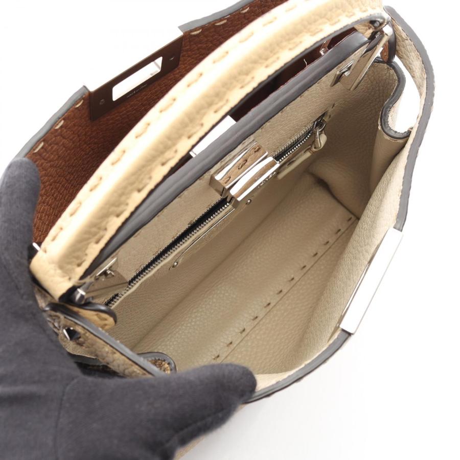 FENDI（フェンディ） ピーカブー エッセンシャリー ブランドオフ