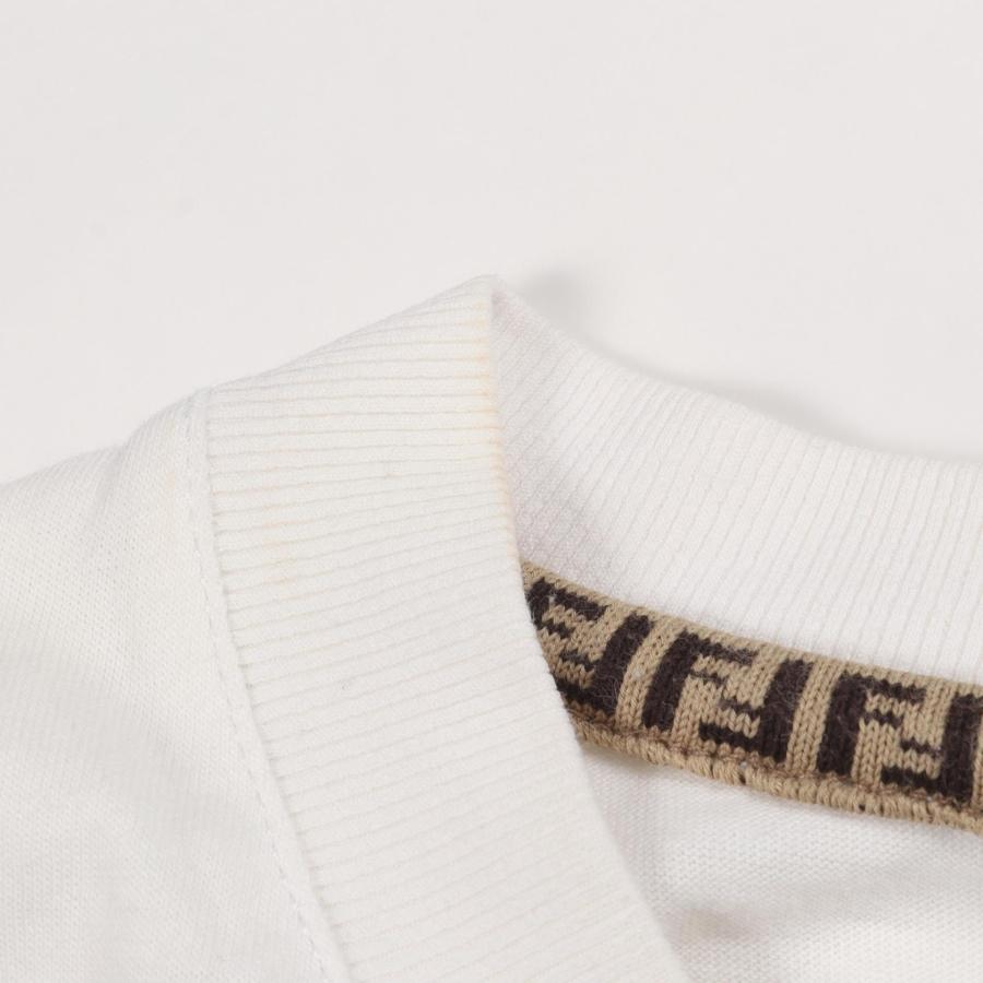 希少　美品　FENDI ロゴ　半袖　T シャツ FENDI（フェンディ） 爆買 × NICKI MINAJ FENDI PRINTS ON ブランド