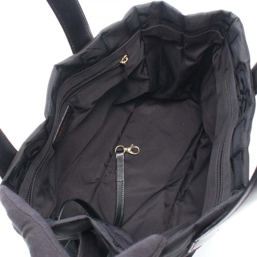 CHANEL（シャネル） 爆買 ニュートラベルラインPM ブランドオフ レザー