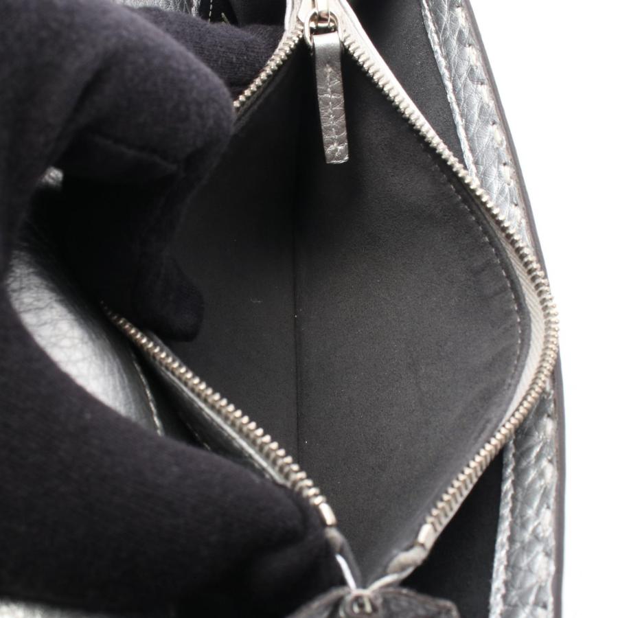 FENDI（フェンディ） ピーカブー セレリア ブランドオフ レザー 二