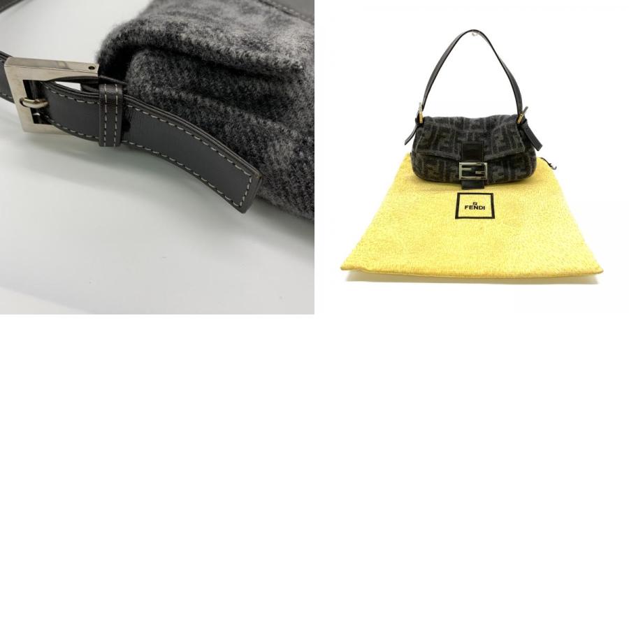 FENDI フェンディ ショルダーバッグ マンマバケット ズッカ柄 グレー系 