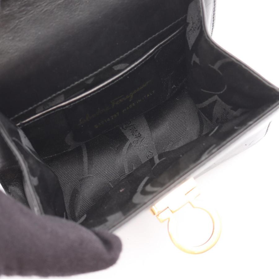 サルヴァトーレフェラガモ ガンチーニ ブランドオフ Salvatore