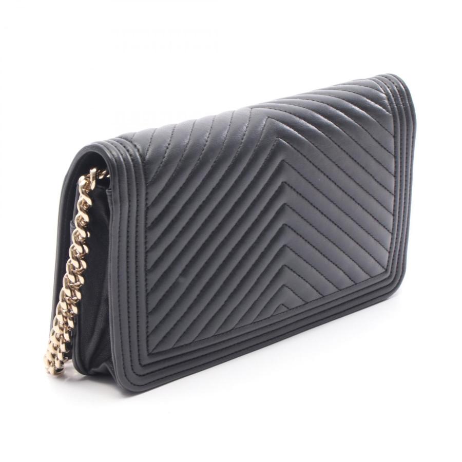 シャネル CHANEL ボーイシャネル シェブロン Vステッチ ショルダーバッグ バッグ ラムスキン（羊革） レディース ブラック系 【中古】 CHANEL（シャネル） ボーイシャネル シェブロン Vステッチ ブランド