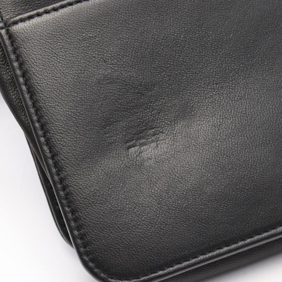 シャネル CHANEL ボーイシャネル シェブロン Vステッチ ショルダーバッグ バッグ ラムスキン（羊革） レディース ブラック系 【中古】 CHANEL（シャネル） ボーイシャネル シェブロン Vステッチ ブランド