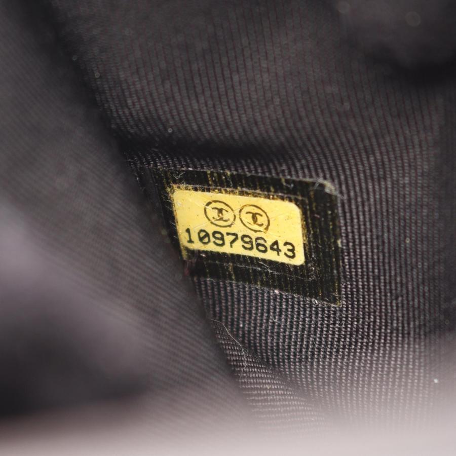 シャネル CHANEL シェブロン Vステッチ 二つ折り長財布 財布 レザー レディース ブラウン系 【中古】 CHANEL（シャネル） CHANEL Vステッチ ラウンドファスナー 長財布 ココ