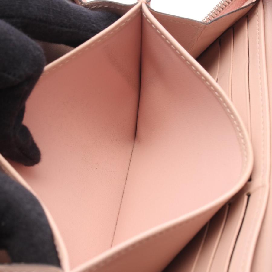 LOUIS VUITTON（ルイ・ヴィトン） ジッピーウォレット マヒナ
